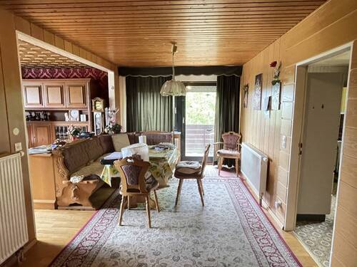 Wohn- und Essbereich + Balkon - 