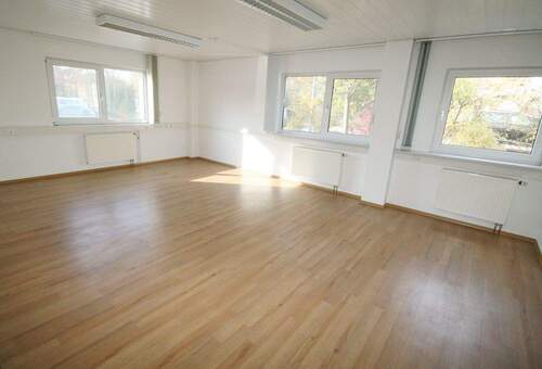Büroraum #1 Bild 1.JPG - Halle in Ingolstadt