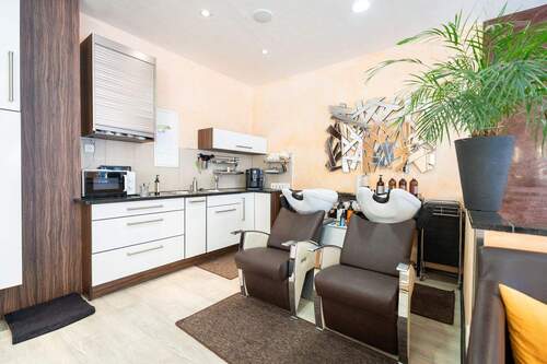 04 Waschanlagen & Küche - 