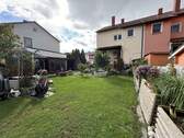 Garten und Wohnhaus - Doppelhaushälfte mit 150,00 m&sup2; in Schwandorf zum Kaufen