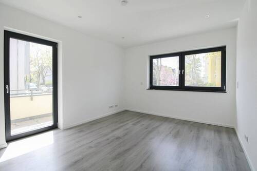 Wohnzimmer - 3 Zimmer Einfamilienhaus zum Kaufen in Berlin