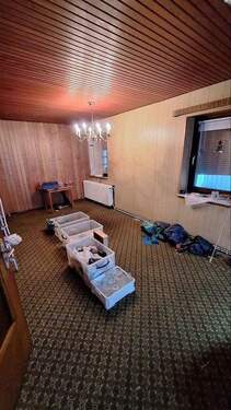 Nochm. Zimmer rechts im EG.jpg - 