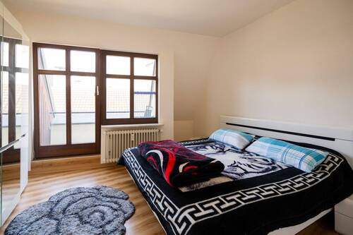 Schlafzimmer 3 mit Loggia - 