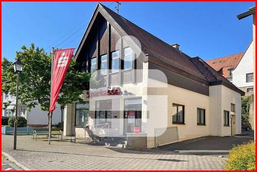 Straßenansicht - Ihre neuen Büro-Praxisräume warten auf Sie!