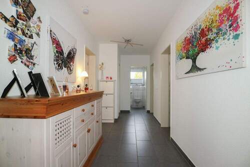 Bild 2 - 8 Zimmer Mehrfamilienhaus, Wohnhaus zum Kaufen in Neuss / Rosellerheide