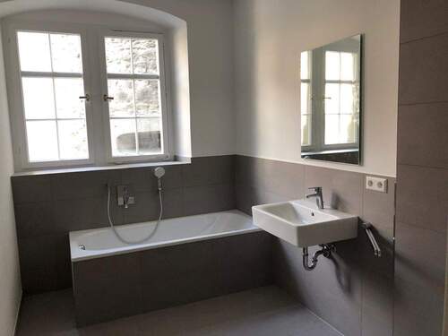 1a9e49e2-64b7-4b42-9956-9288da8e5685 - Gewerbeobjekt (Büro, Produktion, Verkauf) in Meersburg