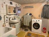 Bad/Waschküche EG - 