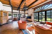 Wohnzimmer, Blick ins Esszimmer - 