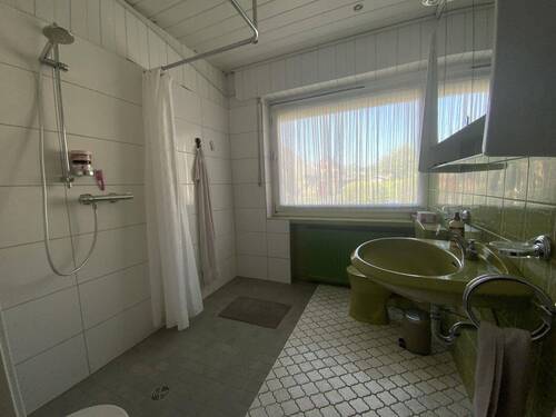 Badezimmer EG teilsaniert - 9 Zimmer Einfamilienhaus in Schöppingen
