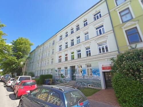 Straßenansicht - 2-Raum-Wohnung in der KTV -mietfrei-