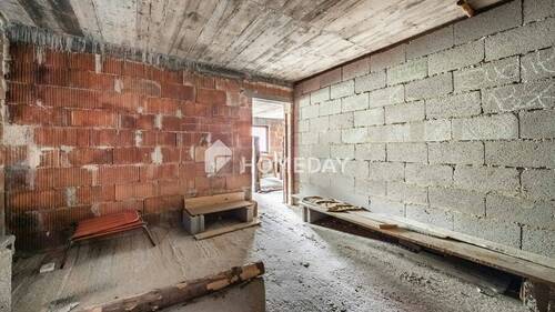 1. OG Schlafzimmer 2 - 