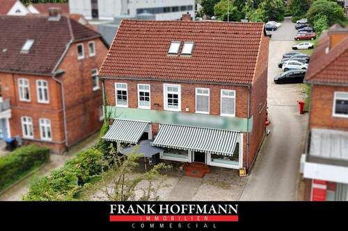 V10189-3 Titelbild - Wohn- Geschäftshaus mit 3 Einheiten in Eutin