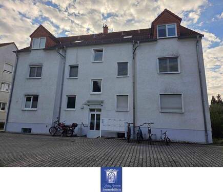 Hausansicht - 3 Zimmer Etagenwohnung in Weinböhla