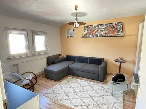 Zimmer im Dachgeschoss - 