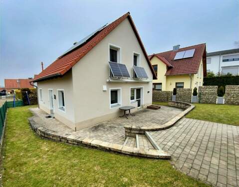 Außenasnicht - 4 Zimmer Einfamilienhaus zum Kaufen in Teublitz