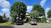 Pkw-Platz mit E-Ladestation - 