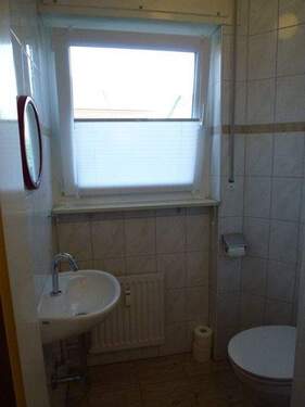 ... das WC mit Fenster ist separat - 