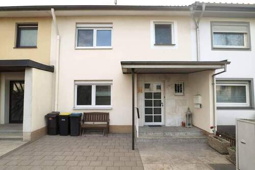 Bild 1 - Waldnahes Reihenmittelhaus im Kölner Norden