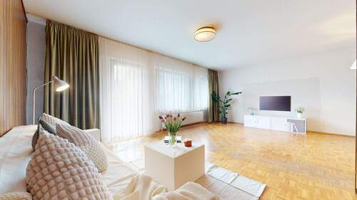 Wohnzimmer - 5 Zimmer Mehrfamilienhaus, Wohnhaus in Sankt Augustin