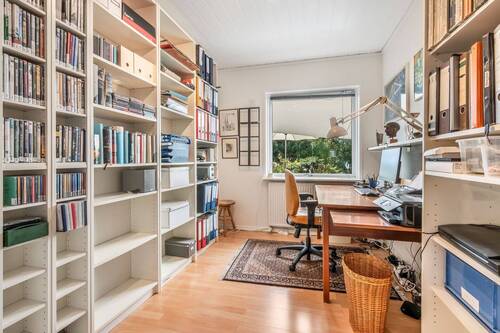 Zimmer 2 - 