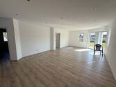 Wohn-/Esszimmer - 