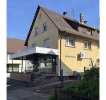 Wohn- und Geschäftshaus mit vier Wohnungen, Gewerbefläche und Ausbaupotenzial - Baden-Baden Haueneberstein
