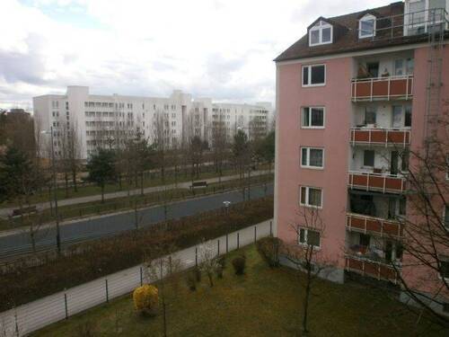 Bild 2 - 3 Zimmer Etagenwohnung zur Miete in München