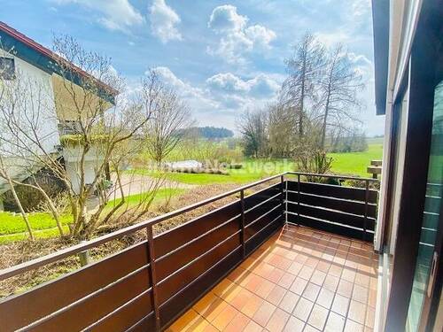 seitlicher Balkon vom Esszimmer mit Ausblick - 