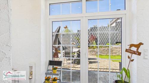 Eingangsbereich - 6 Zimmer Einfamilienhaus zum Kaufen in Trier/Olewig