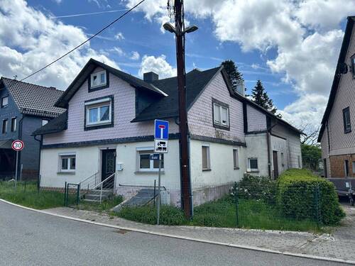 Außenansicht - Einfamilienhaus in Saalfeld/Saale