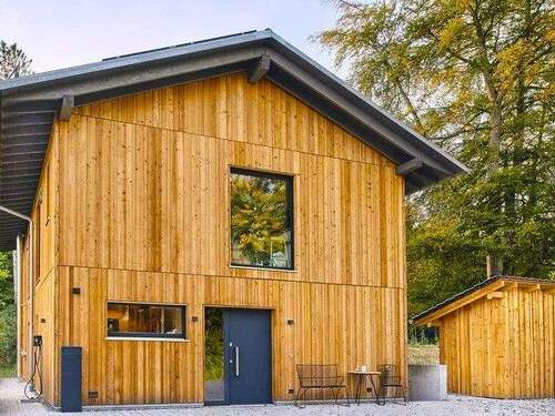 Hauseingang - 5 Zimmer Einfamilienhaus zum Kaufen in Aying / Großhelfendorf