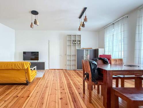 Wohnzimmer - 2 Zimmer Etagenwohnung in Berlin