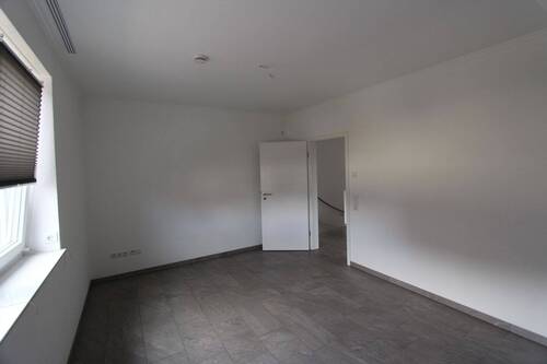 Zimmer 2 - 