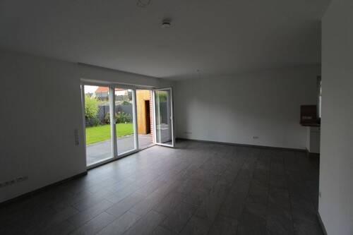 Wohnzimmer - Moderne Doppelhaushälfte in Langwedel