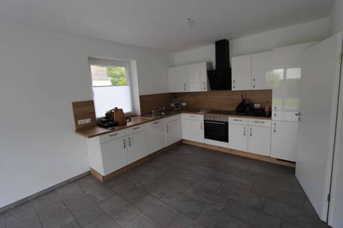 Einbauküche - 4 Zimmer Doppelhaushälfte zur Miete in Langwedel