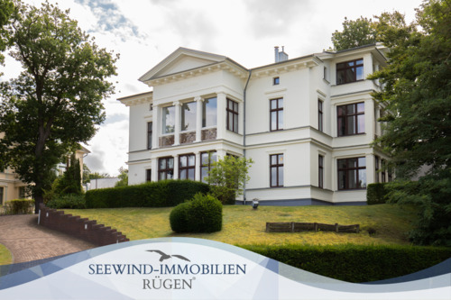 Architektur, die Eindruck hinterlässt - Charmante Ferienwohnung mit Kamin, Loggia & privater Terrasse - Ihr Rückzugsort in Heringsdorf!