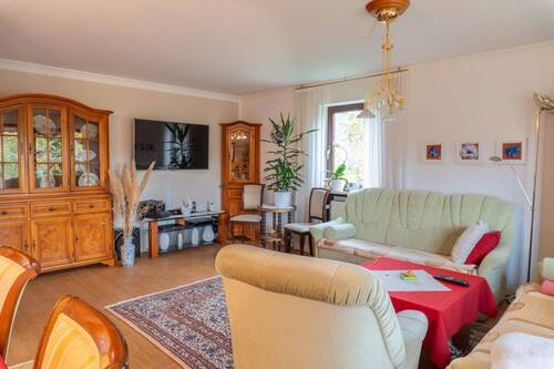 Wohnzimmer - 2 Zimmer Etagenwohnung in Dresden