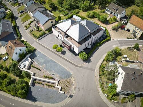 Haus und Baugrundstück - Mehrfamilienhaus, Wohnhaus zum Kaufen in Wadern / Lockweiler