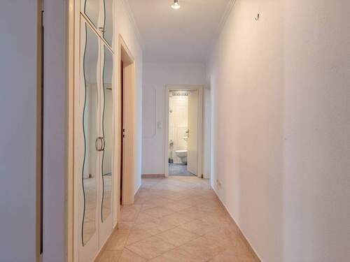 Diele - 3 Zimmer Etagenwohnung zum Kaufen in München