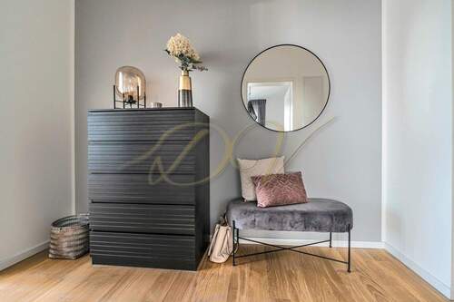 Kommode Muster - 4 Zimmer Etagenwohnung zum Kaufen in Berlin