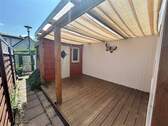 Gartenlaube mit überdachter Terrasse - 