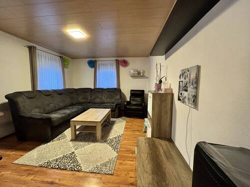 Wohnzimmer - 7 Zimmer Einfamilienhaus in Blaufelden / Wiesenbach