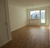 Stilvoll frisch renoviert - offenes Wohnen mit Balkon, bald bezugsbereit - Gotha