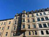 Objektansicht - Stilvolle Altbauwohnung mit modernen Details, Einbauküche und charmanten Akzenten!