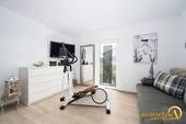 Schlafzimmer mit Ankleide - 