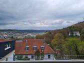 Ausblick - 3-Zimmer-Wohnung mit Balkon und Stellplatz
