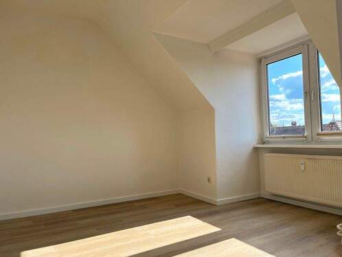 Zimmer - Etagenwohnung mit 80,00 m² in Schwerin zur Miete