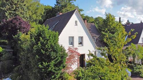 Ansicht von der Straße - Grüne Idylle mitten in der Stadt