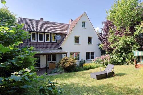Gartenfläche - Mehrfamilienhaus, Wohnhaus mit 175,00 m&sup2; in Lübbecke zum Kaufen