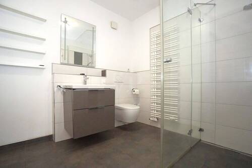 4. OG, Wohnung 1, Bad - 